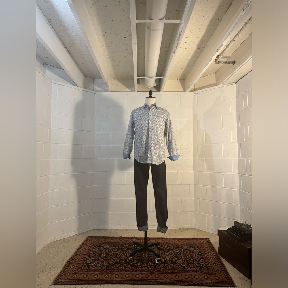 15.5 Con.Struct Slim Stretch White and Blue Paisley Print Button Up Dress Shirt